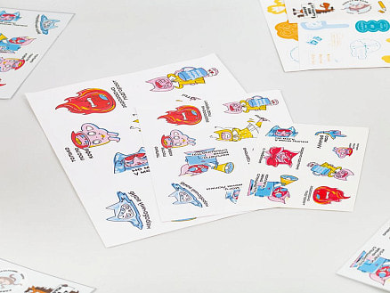 Наклейки из ПВХ Sticker Pack на заказ, S
