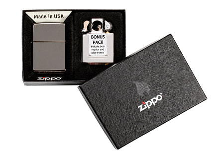Подарочный набор ZIPPO: зажигалка Black Ice® и вставной блок для зажигалок для трубок, латунь/сталь