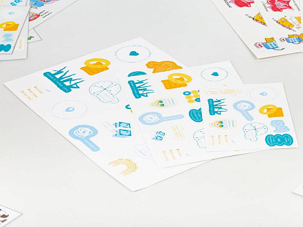 Наклейки из ПВХ Sticker Pack на заказ, S