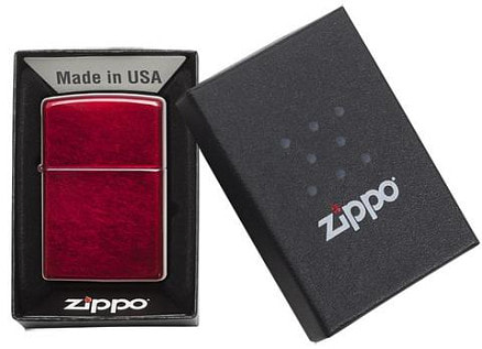 Зажигалка ZIPPO Classic с покрытием Candy Apple Red™, латунь/сталь, красная, глянцевая, 38x13x57 мм