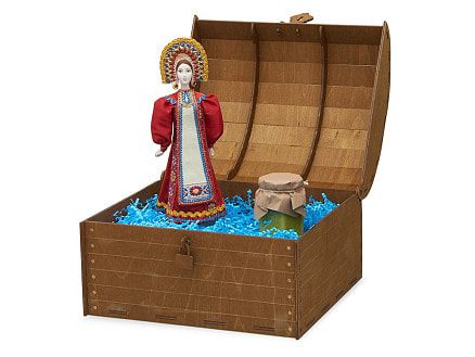 Подарочный набор: кукла фарфоровая, крем-мед, красный