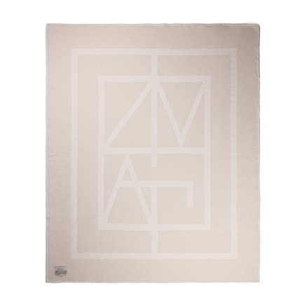 Плед VINGA Monogram из переработанного полиэстера GRS, 170x130 см