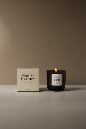 Большая ароматическая свеча VINGA Nordic Essence в стекле