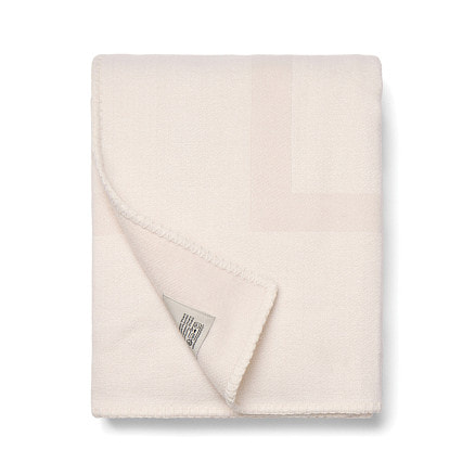 Плед VINGA Monogram из переработанного полиэстера GRS, 170x130 см