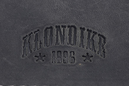 Бумажник KLONDIKE Yukon, с зажимом для денег, натуральная кожа в черном