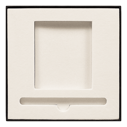 Коробка подарочная, размер 18*18*2 см, Solution Superior Linen, черная,  бежевый ложемент под ручку и прямоугольный предмет