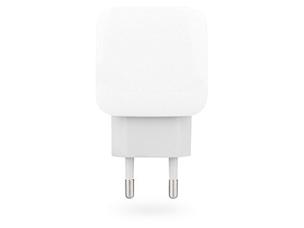 Сетевое зарядное устройство Rombica NEO ZQ1 Quick, белый