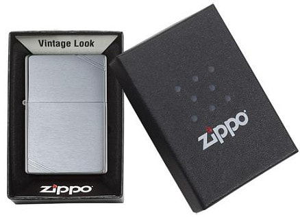 Зажигалка ZIPPO Vintage™ Series 1937, с покрытием Brushed Chrome, серебристая, 38x13x57 мм